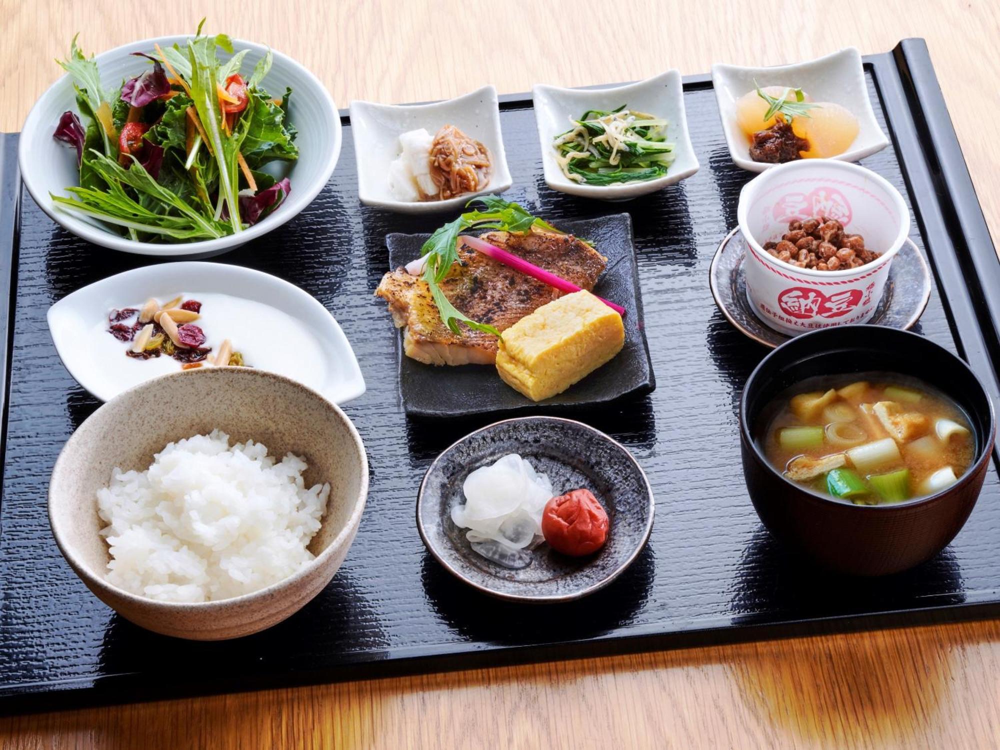 Remm Shin-Osaka Hotel Kültér fotó